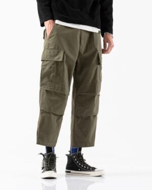 Multi Pocket Cargo Crop Pants
