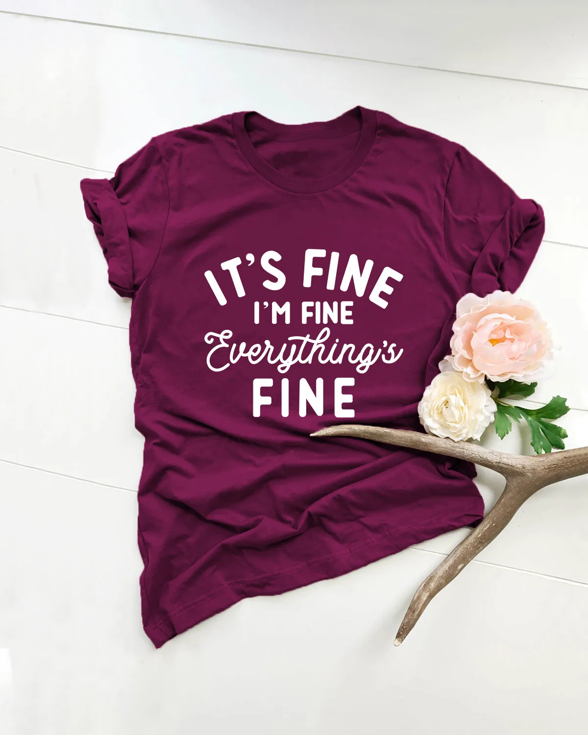 f9723e53-e5de-4ee3-999f-b56d68a7c676 Everything's Fine - Funny Print Casual T-Shirt